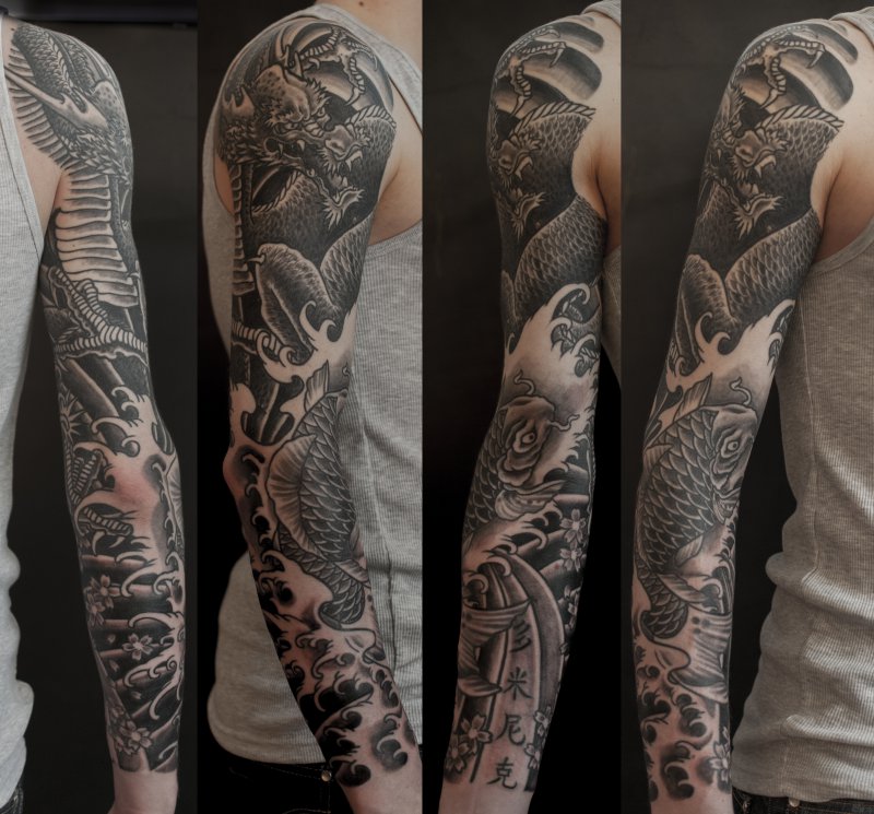 Armtattoo (full sleeve) im japanischen Stil, schwarz-weiß - Besen - Wild At Heart Munich